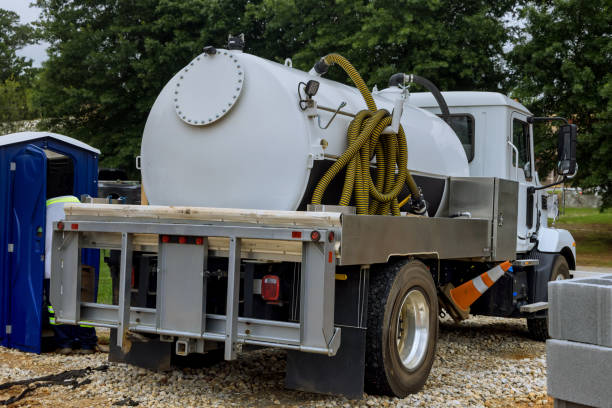 Best Portable restroom trailer rental  in Lake Waccamaw, NC